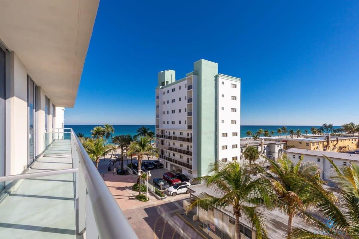Ocean View - Balcony - Hollywood Beach Broad-Walk Exteriör bild